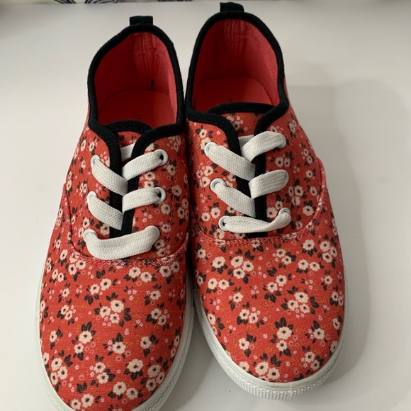 Madden Girl Floral Fabric Lace up Sneakers 3 - Picture 13 of 13